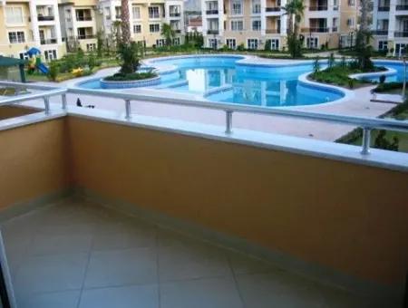 Luxus-Duplex-Wohnung Zum Verkauf In Der Website, Mit Schwimmbad, Im Zentrum Von Marmaris