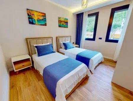 Villa Zu Verkaufen In Marmaris Çamlı Gebiet, 4 Zimmer, 1 Wohnzimmer, 140M2 Garten, Swimmingpool, Parkplatz Auf 500M2 Grundstück