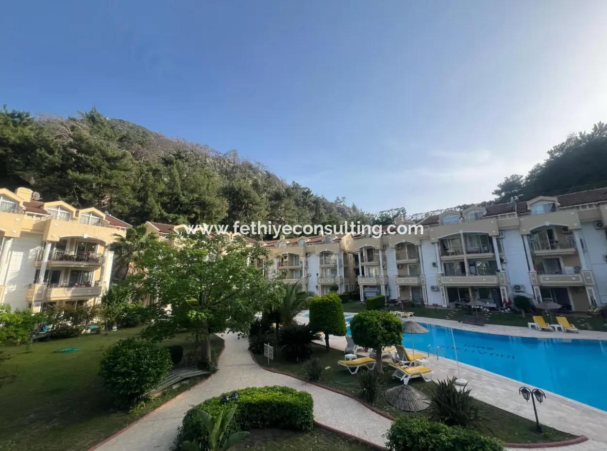 Our 2 Rooms And 1 Living Room Duplex Apartment In A Complex With A Swimming Pool In Marmaris İçmeler Are For Sale.