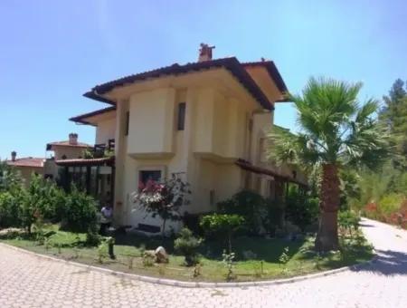 Detached Villa With A Garden For Sale In Ula Muğla District Sultanahmet Neighborhood Twin