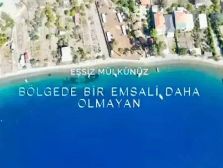 Detached House For Sale On 2000M2 Plot Of Land By The Sea In Marmaris Söğüt Neighborhood. Suitable For Tying A Boat In Front Of It.