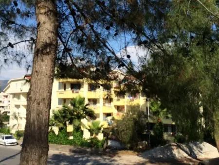 Marmaris Merkezinde Satılık 33 Oda Otel Denize Yakın